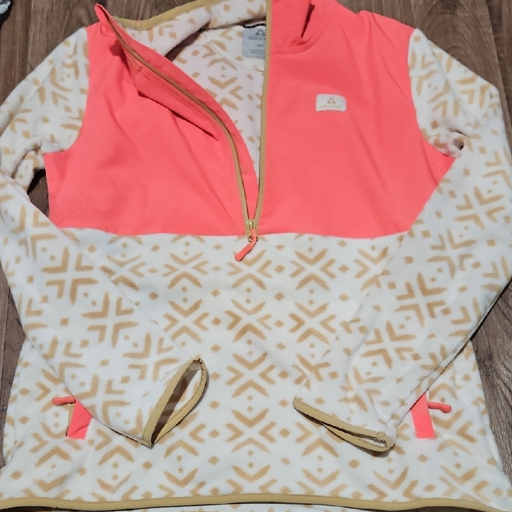 Ascend 3/4 Zip Size Small